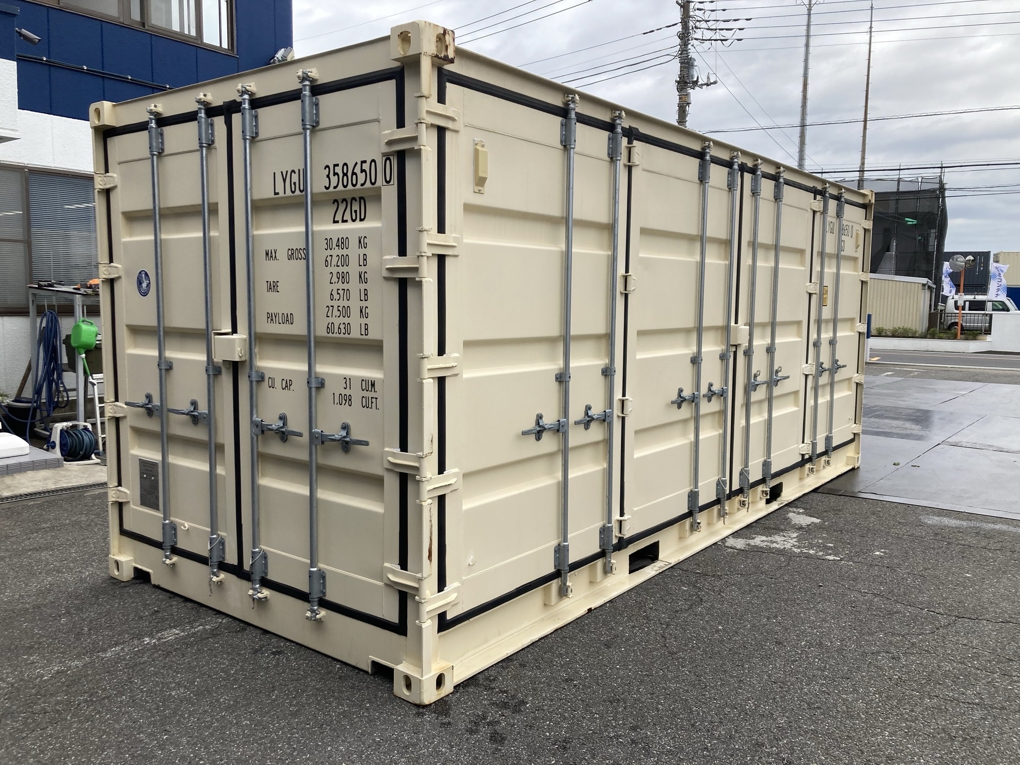 中古20フィートサイドオープン クリーム色